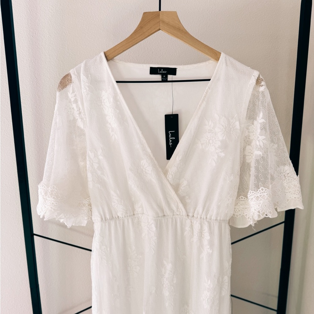 Lulu’s lace dress with sleeves